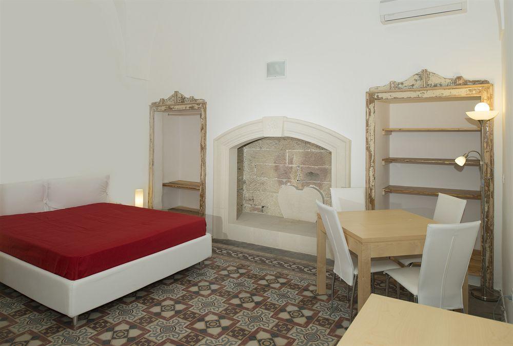 Alojamento de Acomodação e Pequeno-almoço Relais Carlo V - Palazzo Storico Gallipoli